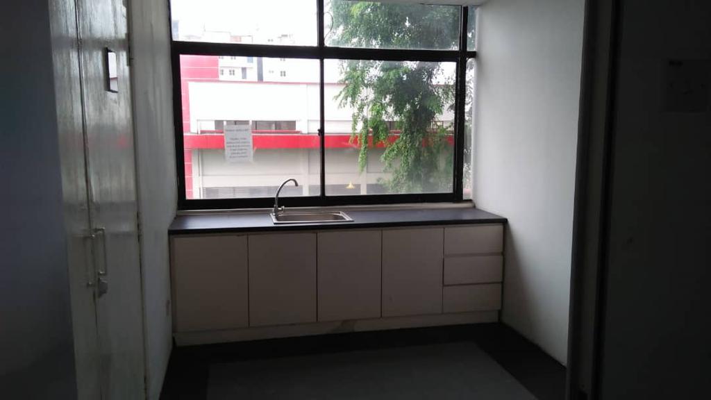 Kompleks Wan Kien Jalan penchala PJ renovated Office for Rent